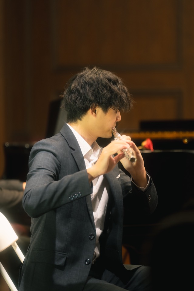 Kaine Zhu playing flute
